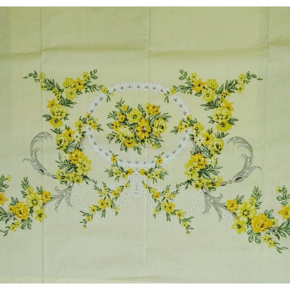 JP Stevens Tastemaker Flat Sheet Vintage 1978 Twin Yellow Bouquets Flowers MCM